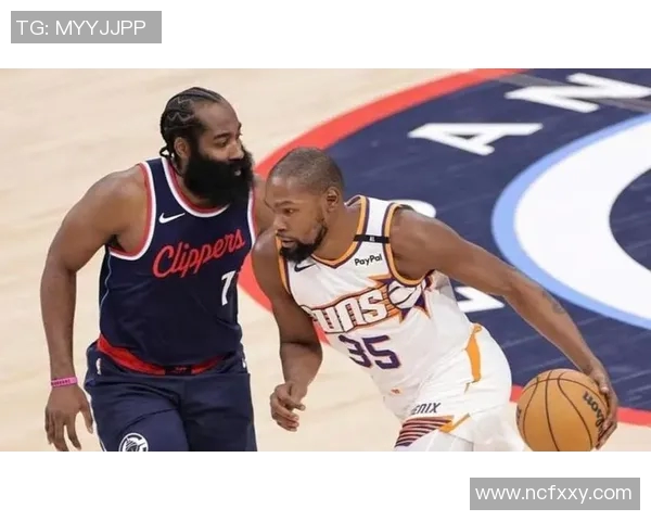 火箭队与快船队激战正酣12月20日精彩对决不容错过